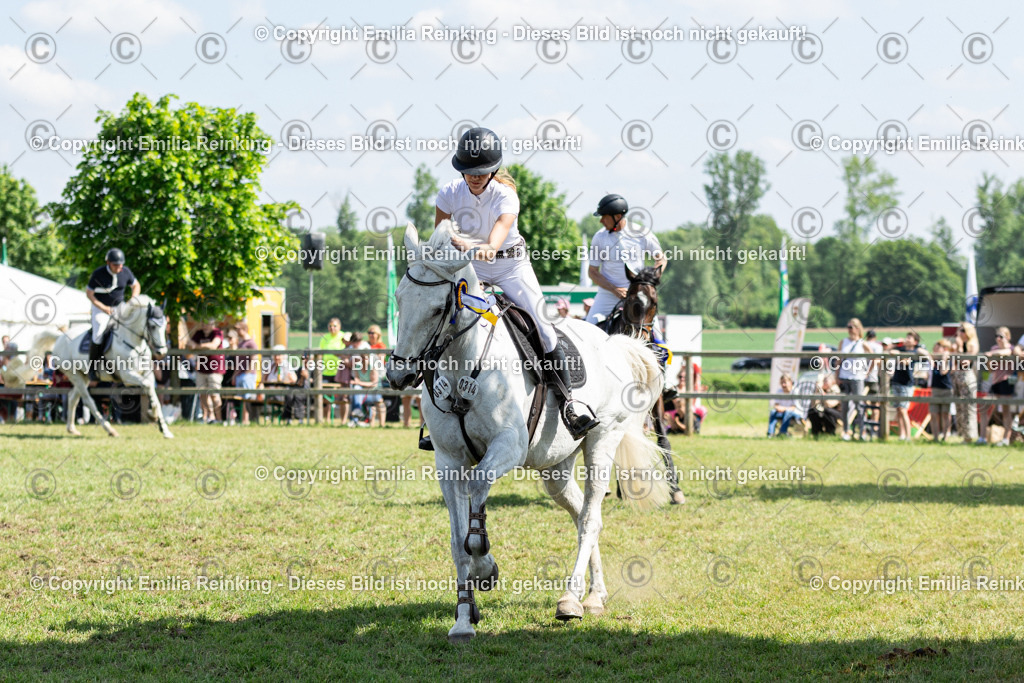 CL5A4747 | Emilia Reinking Fotografie - Realisiert mit Pictrs.com