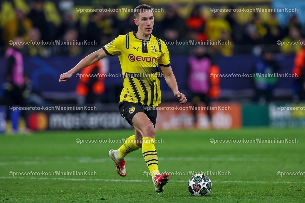 UCL1902250102315 | 19.02.2025, Fußball, UEFA Champions League, Borussia Dortmund - Sporting Lissabon, Signal Iduna Park, Knockout phase play-offs, Saison 2024 2025: Nico Schlotterbeck (BVB #4)