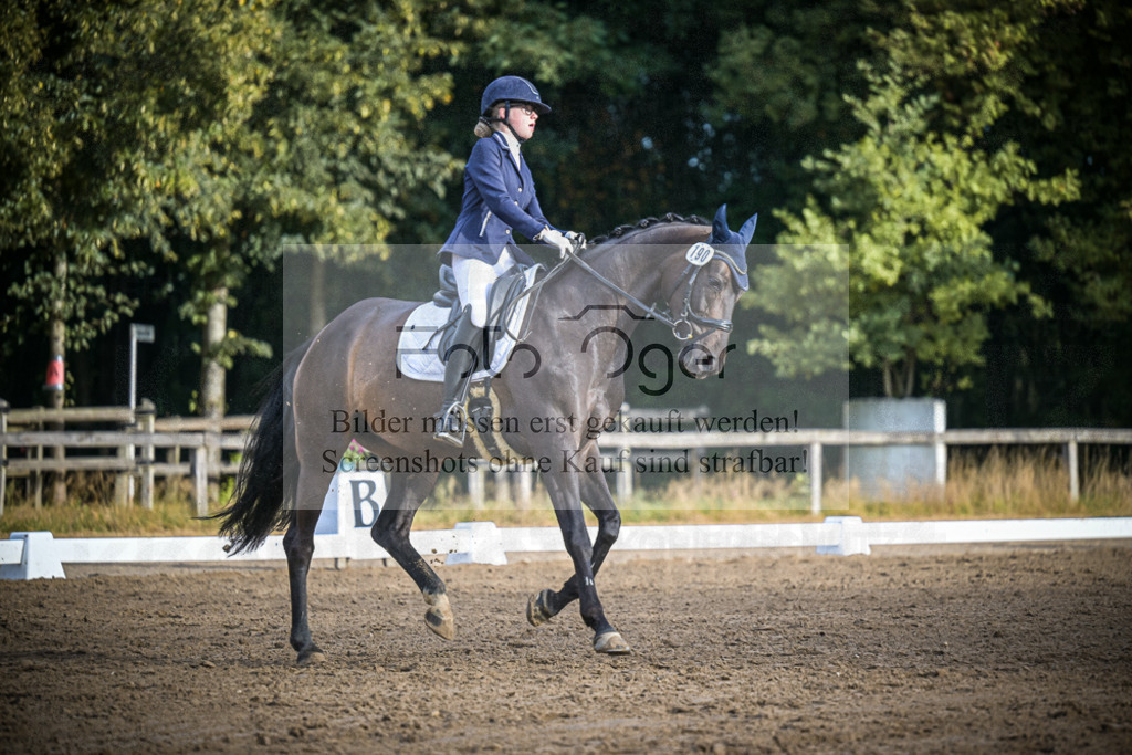 DOS_0776 | Entdecke hochwertige Reitturnierfotos von Foto Oger. Professionell, emotional und authentisch – jetzt Lieblingsmomente im Shop bestellen.Deutschlandweite Turnierfotografie. - Realisiert mit Pictrs.com