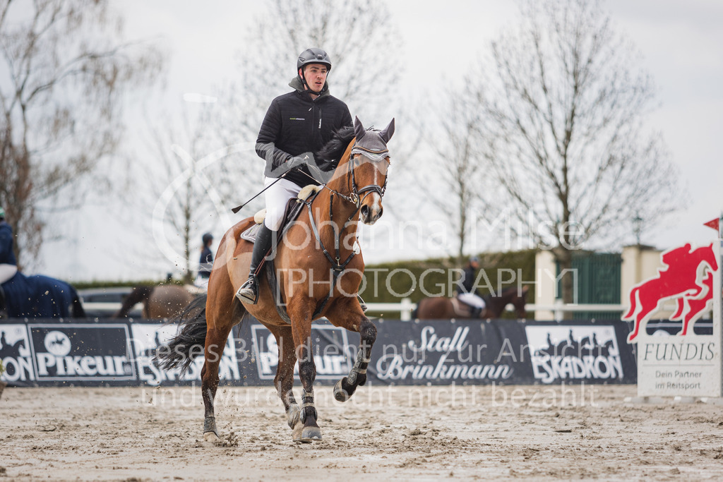 220402_HF-Laar_2PhM2-Spr-232 | SEASON OPENING 2022
Herford Laar
02.04.2022
07 Zwei-Phasen-Springprüfung Kl.M**