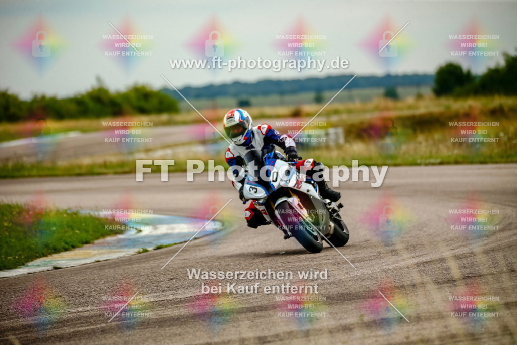 Chambley Juli-2152 | Hier findet Ihr Bilder von Touristenfahrten auf der Nürburgring Nordschleife oder von anderen Veranstaltungen die ich besucht habe. Viel Spass beim Durch Schauen 