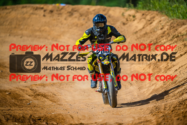 MaZZes_FotoMatrix_220528_5848 | Fotograf Mathias Schmid
Sportfotograf,
Eventfotograf,
Hochzeitsfotograf,
Portraitfotograf