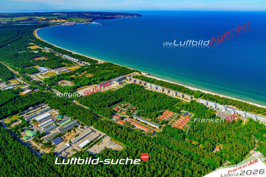 Die Luftbildaufnahme Seebad-prora - Binz wurde 2018 mittels Flugzeug (keine Drohne) erstellt. Perfekte Schärfe und Druck- Auflösung- Garantiert!