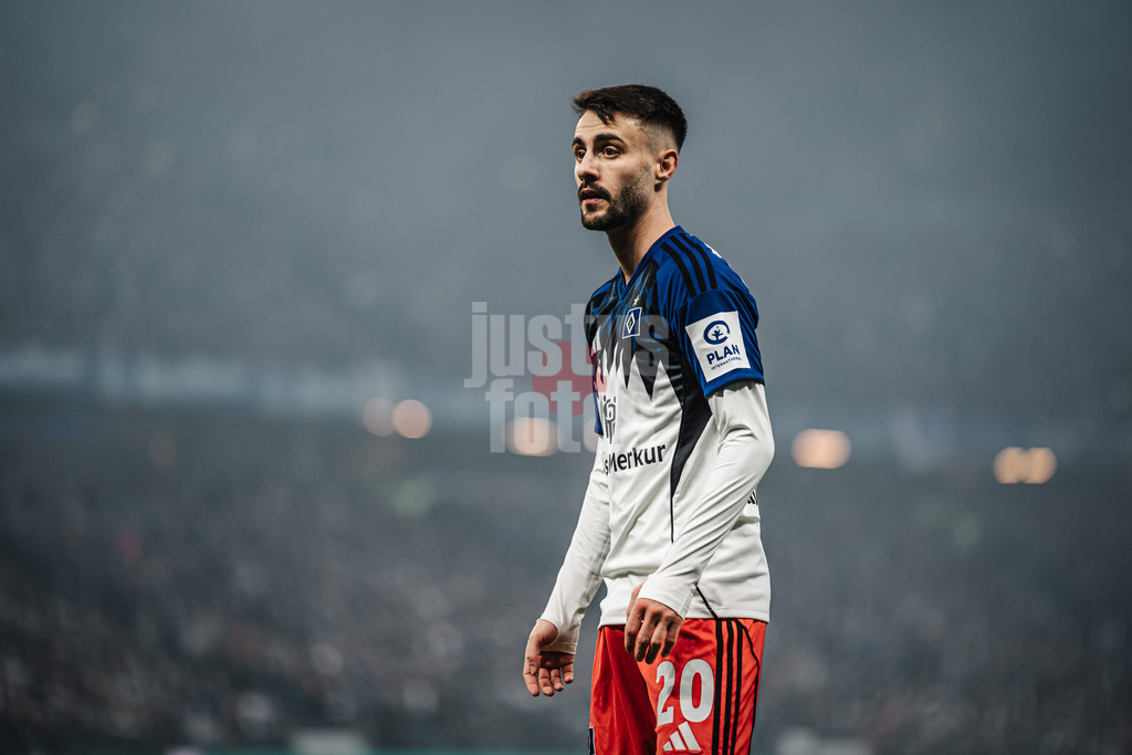 Fußball | Männer | Saison 2025/2026 | 1. Fußball-Bundesliga | 13. Spieltag | Hamburger SV vs. SV Werder Bremen | 07.12.2025 | Fabio Daniel Ferreira Vieira (#20, HSV)