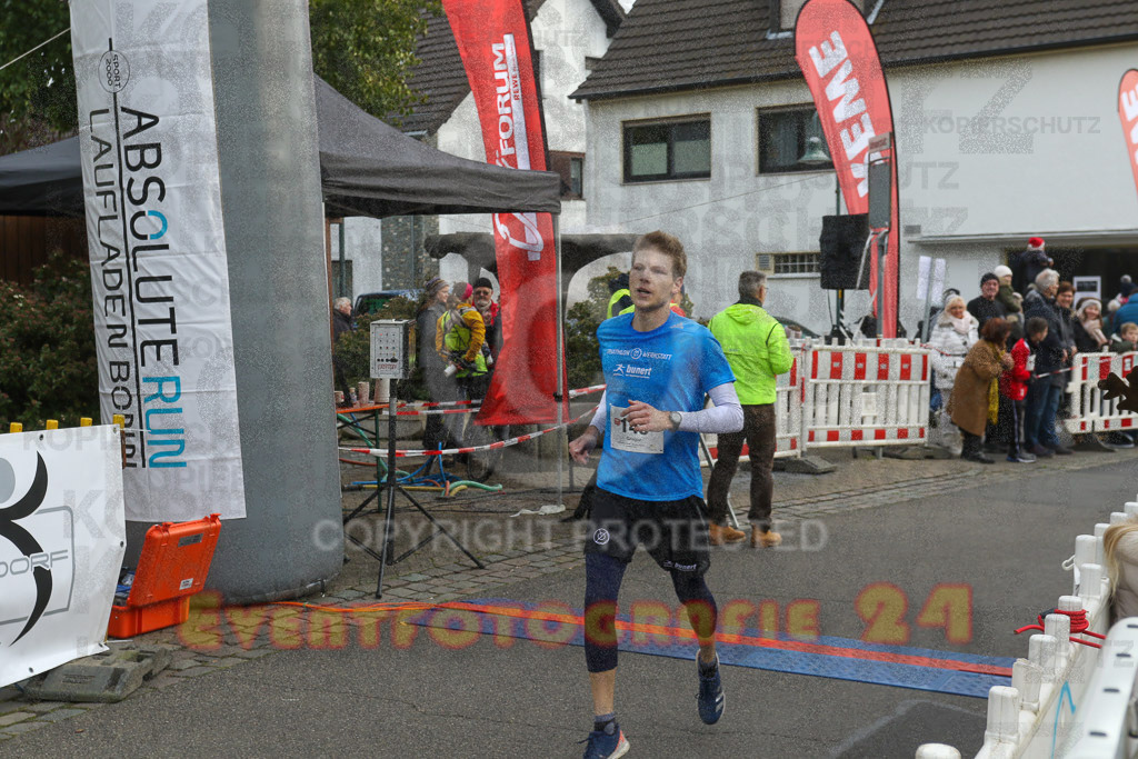 221127_1209_EV9_3316 | Sportfotografie im Rhein-Sieg Kreis, Köln, Bonn, NRW, Rheinland Pfalz, Hessen, etc. Unser Tätigkeitsfeld umfasst den Laufsport vom Volkslauf über den Marathon, Duathlon, Triathon bis zum Ultralauf wie Kölnpfad Ultra oder Schindertrail.