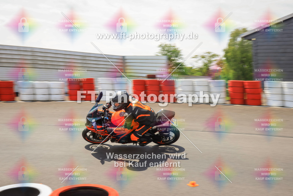 _DSK2775 | Hier findet Ihr Bilder von Touristenfahrten auf der Nürburgring Nordschleife oder von anderen Veranstaltungen die ich besucht habe. Viel Spass beim Durch Schauen 