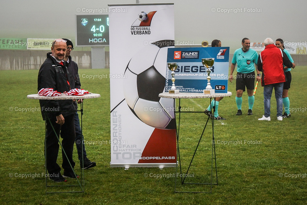 A-BINDER_20240601_0071 | St.Stefan,AUSTRIA,01.June.24 - SOCCER - Zaunergroup OOE Ladies Cuo, LASK vs FCPS. Image shows the trophies.Photo: Sportmediapics.com/ Manfred Binder