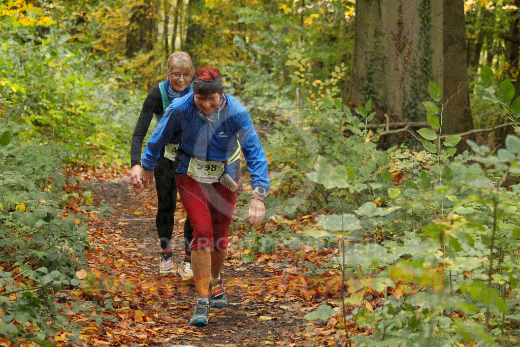 251026_1319_EV4_6758 | Sportfotografie im Rhein-Sieg Kreis, Köln, Bonn, NRW, Rheinland Pfalz, Hessen, etc. Unser Tätigkeitsfeld umfasst den Laufsport vom Volkslauf über den Marathon, Duathlon, Triathon bis zum Ultralauf wie Kölnpfad Ultra oder Schindertrail.