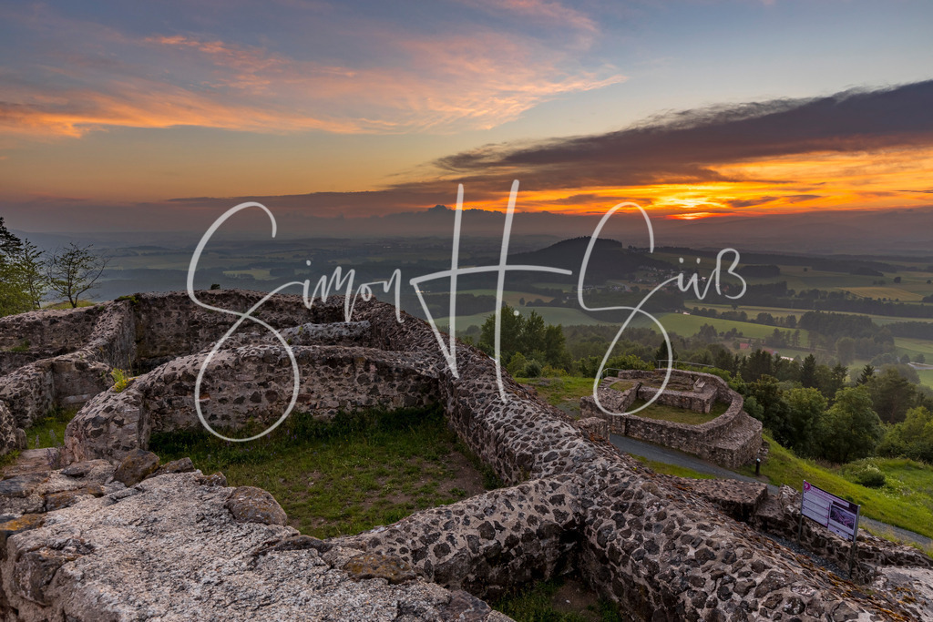 Burgruine Waldeck I | simonsuess - Realisiert mit Pictrs.com