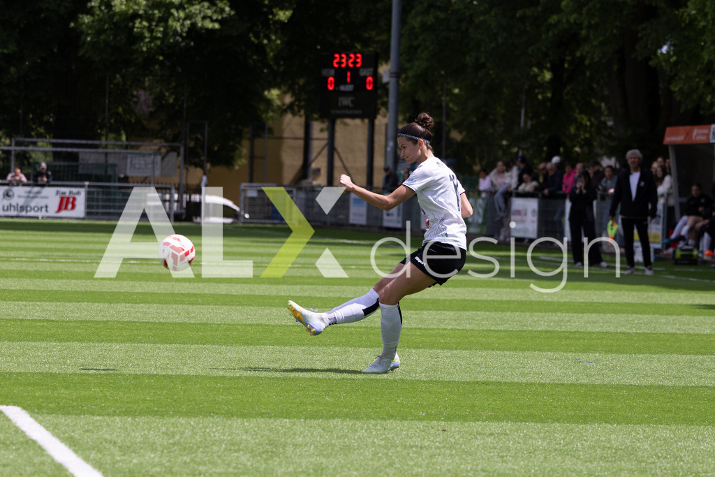 Fußball I Frauen I Saison 2025-2026 I Frauen 3. Liga | FVRZ Gruppe 2 | 18. Spieltag I Spielvereinigung Schaffhausen Damen 1 - Team Furttal Zürich I 17.05.2026 | Hochwertige Sportfotos kaufen & lizenzieren für Medien, Vereine, Agenturen & Sportler:innen. Entdecke professionelle Sportfotografie im Bildshop von Alexander Franzen. - Realisiert mit Pictrs.com