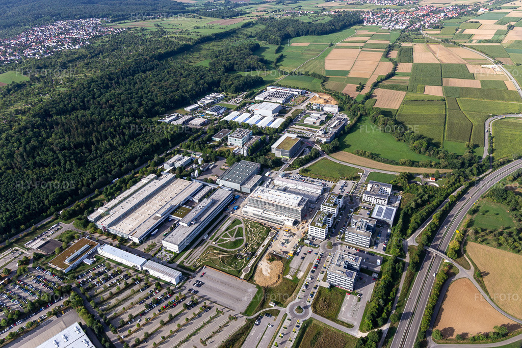 Luftbild: Bosch AG im Ortsteil Jettenburg in Kusterdingen im Bundesland Baden-Württemberg in Deutschland. Foto: IMG_008647.jpg vom 27.08.2020 durch Werner Riehm/FLY-FOTO.de