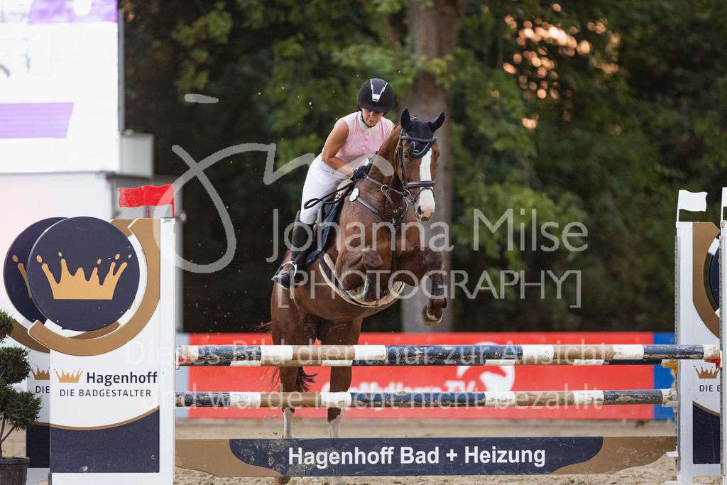 220825_Delbrueck_A1-Mannschaft-339 | Deine schönsten Turniermomente als professionelle Fotos! Entdecke hochwertige Pferdesport-Fotografie im Online-Shop. Jetzt Fotos finden & bestellen!