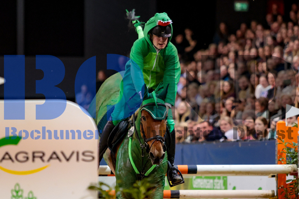 Agravis Cup 2024 - Kostuemspringen {date} -  | {headline}



(Foto: Sebastian Sendlak / BOND)

 - Realisiert mit Pictrs.com