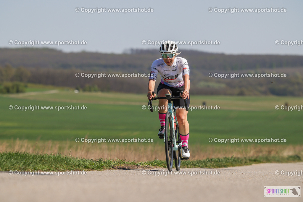 368A3201 | Neusiedlersee Radmarathon 2026@sportshot_your_pictrs #yourpictures#roadtowm2029 #nrm #neusiedlerseeradmarathon #neusiedlersee #neusiedlerseetourismus #burgenland #mörbisch #nrm26 #burgenlandtourismus #voglundco #poweredbyburgenlandtourismus #radsport #rad #marathon #ucigranfondo #visitburgenland #ucigranfondoworldseries