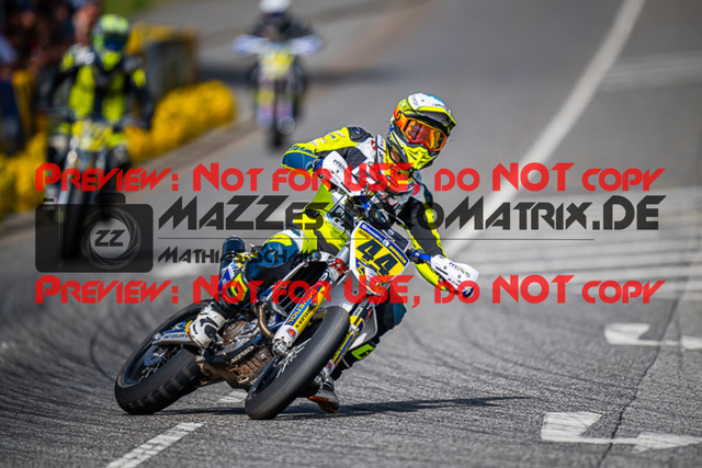 MaZZes_FotoMatrix_220618_2136 | S1