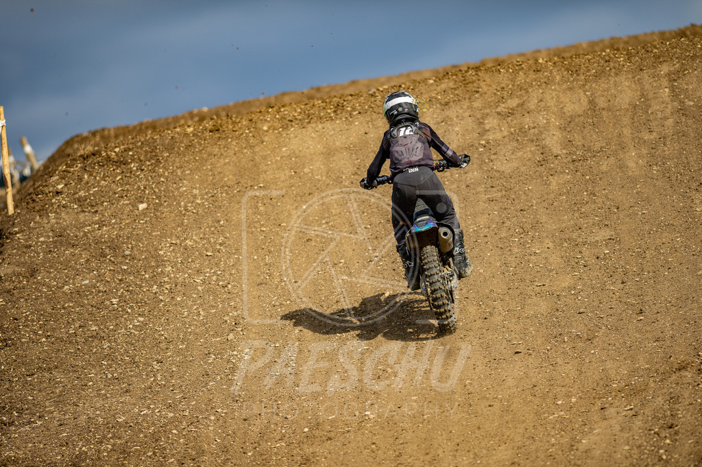 Lady (19) | Paeschuphoto Shop - Wer nicht sucht der auch nicht findet.Ob Motocrossbilder oder von einem besuchtem Spiel, Hauptsache Action. - Realisiert mit Pictrs.com