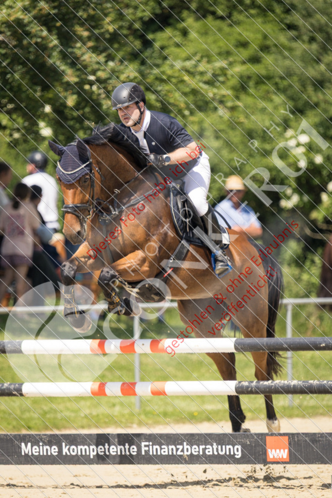 IMG_9282 | Sport-, Event- und Tierfotos in Profiqualität. Einfach auswählen, bestellen und herunterladen. Dein Moment – perfekt festgehalten.