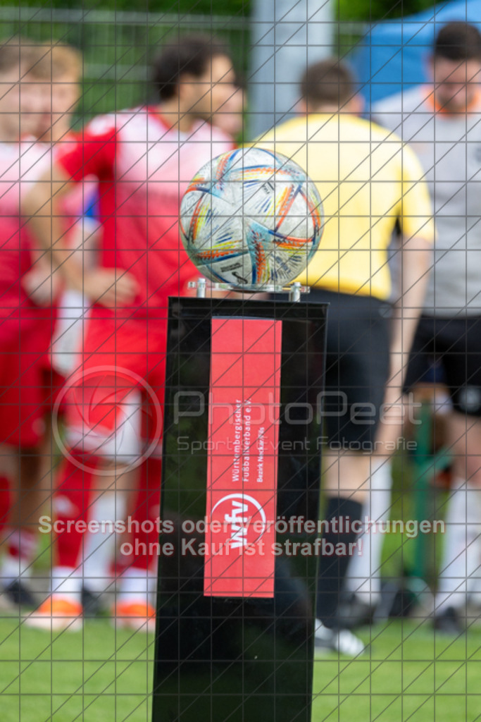 20250616_182723_0032 | #,  TV Eybach (weiß) vs. 1.FC Donzdorf II (rot), Fussball, Entscheidungsspiel 3 in Kreisliga A3 - Bezirk Neckar/Fils, Saison 2024/2025, Rasensportplatz, Staufenecker Str. 41, 73084 Salach, 16.06.2025 - 18:30 Uhr,Foto: PhotoPeet-Sportfotografie/Peter Harich