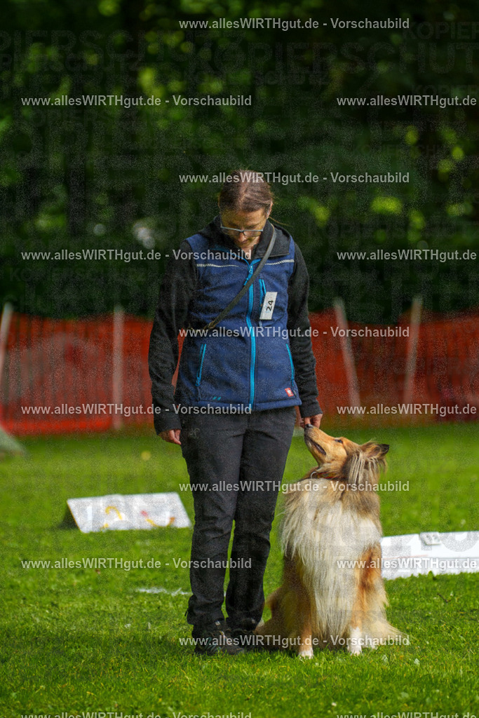 @allesWIRTHgut_Tierfotografie - www.allesWIRTHgut.de - 7R503010 | Professionelle Tierfotografie in Mönchengladbach von Daniel Wirth (allesWIRTHgut). Liebevolle & natürliche Bilder von Hunden & Katzen für unvergessliche Erinnerungen.