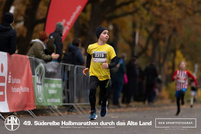 Süderelbe Halbmarathon 2025 I 09.11.2025 I Fotograf_DerSportfotograf.I 00171 | Der Sportfotograf. - Realisiert mit Pictrs.com