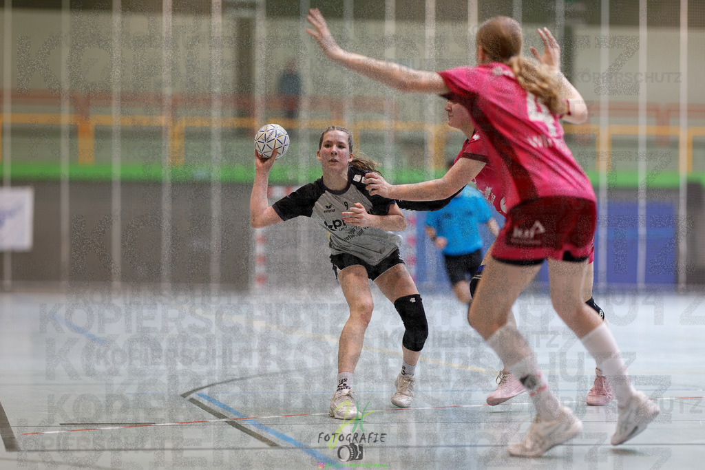 Hessenmeisterschaft wJC - Spiel um Platz 3; TuS Kriftel - SG Schenklengsfeld | Hessenmeisterschaft wJC - Spiel um Platz 3; TuS Kriftel - SG Schenklengsfeld am 22.03.2025 in Biedenkopf (Sporthalle Lahntalschule)Photo © 2025 - Jörg Heinrich - Realisiert mit Pictrs.com