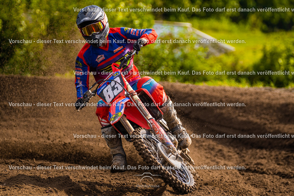 09_21_LM_Schenkenhorst-8410 | Sportfotografin aus Berlin-Brandenburg mit Fokus auf Motocross. Ich halte deine sportliche Leistung und echte Emotionen auf und neben der Strecke professionell fest. Entdecke die Fotos von deinem Rennen und bestelle sie direkt hier im Shop.