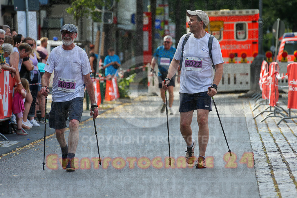 220625_1717_EX1_6549 | Sportfotografie im Rhein-Sieg Kreis, Köln, Bonn, NRW, Rheinland Pfalz, Hessen, etc. Unser Tätigkeitsfeld umfasst den Laufsport vom Volkslauf über den Marathon, Duathlon, Triathon bis zum Ultralauf wie Kölnpfad Ultra oder Schindertrail.