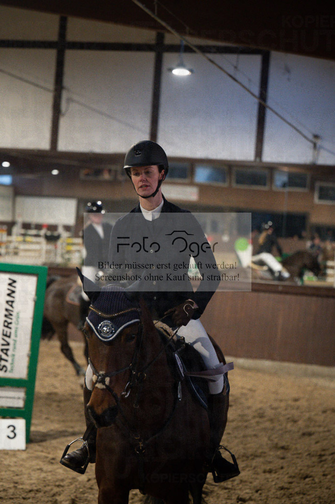 Hallenreittunier Voxtrup 2023 | Entdecke hochwertige Reitturnierfotos von Foto Oger. Professionell, emotional und authentisch – jetzt Lieblingsmomente im Shop bestellen.Deutschlandweite Turnierfotografie. - Realisiert mit Pictrs.com