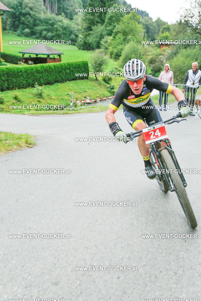 _IPS1760 | Sportfoto event-gucker Herbert Scherer