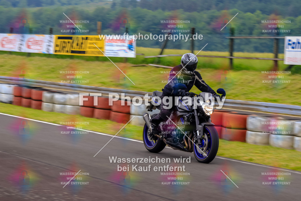 OBK-5543 | Hier findet Ihr Bilder von Touristenfahrten auf der Nürburgring Nordschleife oder von anderen Veranstaltungen die ich besucht habe. Viel Spass beim Durch Schauen 