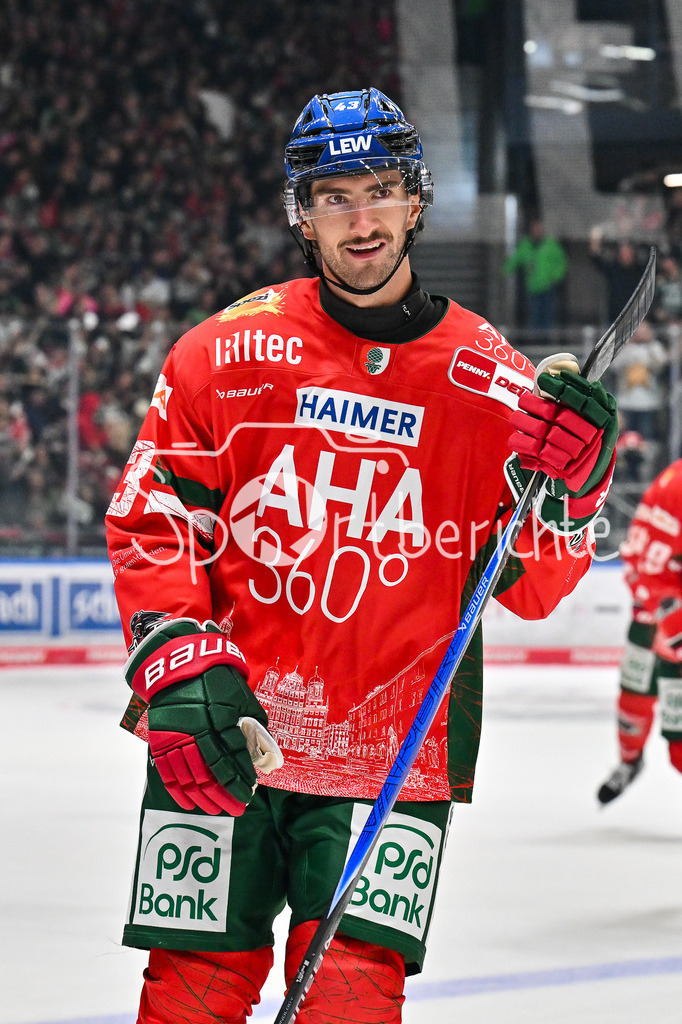 Augsburger Panther - Adler Mannheim | Jubel der Panther nach dem Treffer zum 2-0 durch Leon VAN DER LINDE (Augsbuerger Panther #43) / Tor / Torschuetze / Freude / Happy / DEL: Augsburger Panther - Adler Mannheim; Curt Frenzel Stadion am 14.09.2025