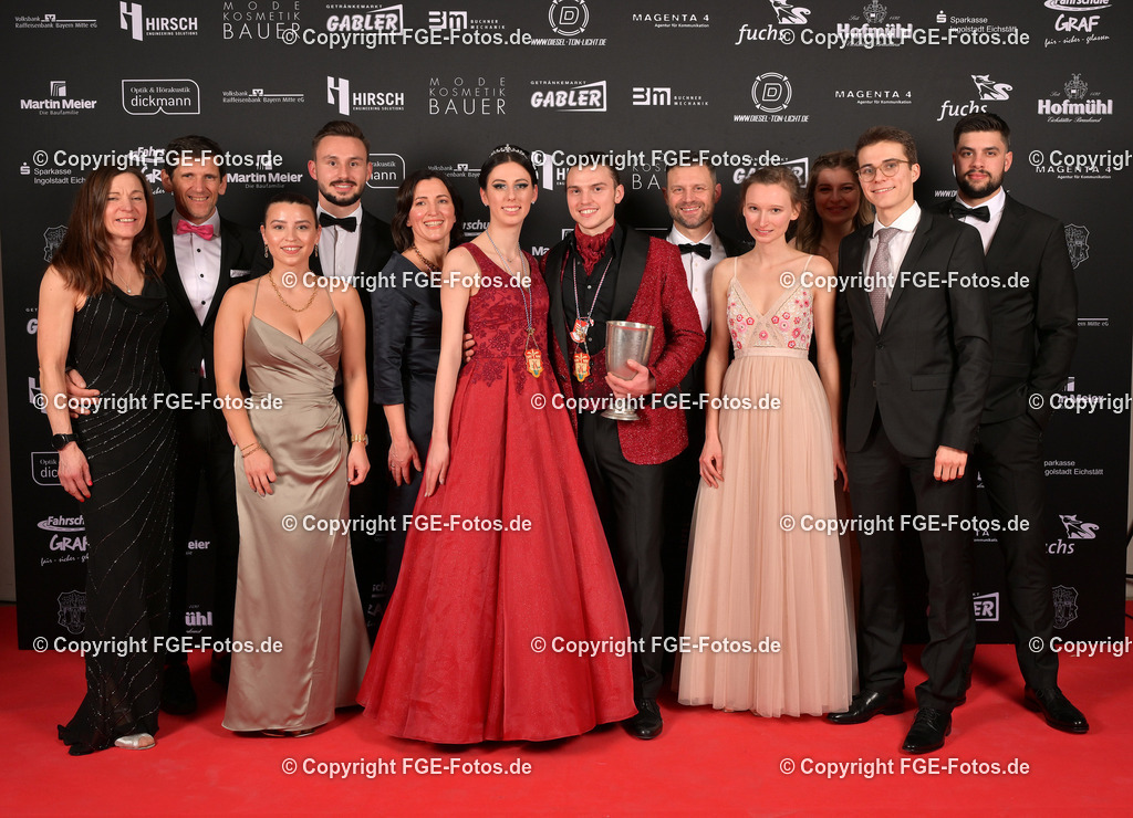 20240113-fge-fotos-0048 | Eröffnungsball der FGE am 13.01.2024 im Alten Stadttheater in Eichstätt. - Realisiert mit Pictrs.com