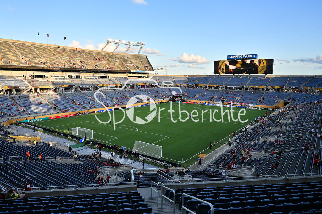 Los Angeles FC - CR Flamengo | Im Camping World Stadium von Orlando - Florida findet heute das Gruppenspiel zwischen Los Angeles und Flamengo statt / Stadionfoto / Stadionbild / Symbolbild / FIFA Club World Cup: Los Angeles FC - CR Flamengo, Camping World Stadium am 24.06.2025 / NOT FOR SALE IN USA