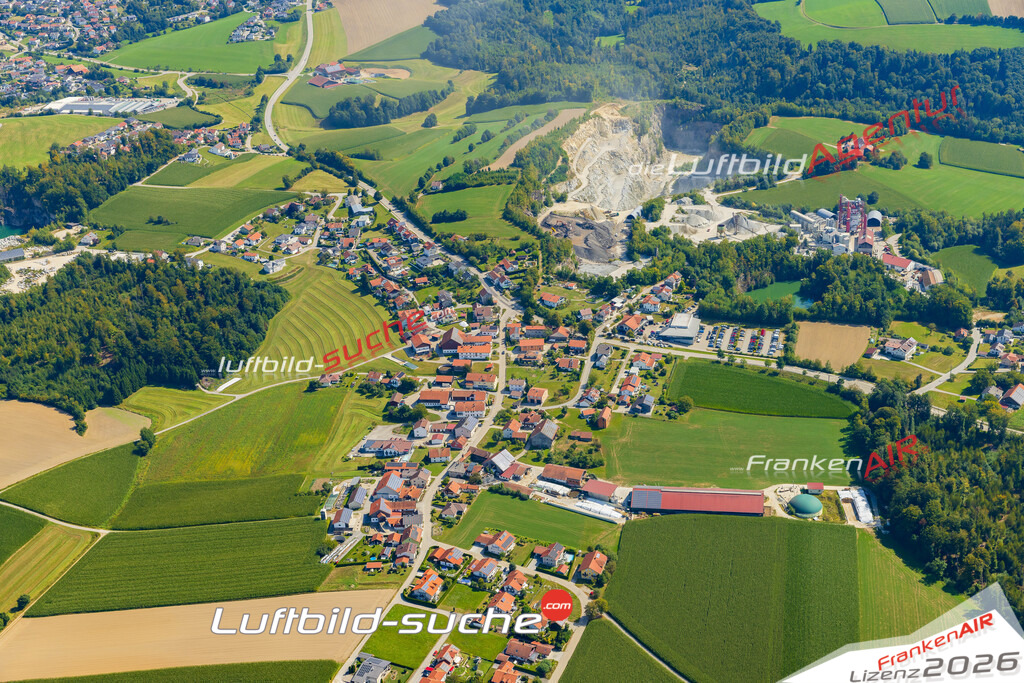 Schrägluftbild  Wotzdorf  Hauzenberg - Das Luftbild wurde 2025 vom UL-Flugzeug heraus erstellt ( keine Drohne ) - Hochauflösende Luftaufnahme -Nicht vergleichbar mit Google Maps oder Satelittenbilder- Die Geschenkidee !Mit Lizenz und Bildrechte bestellbar