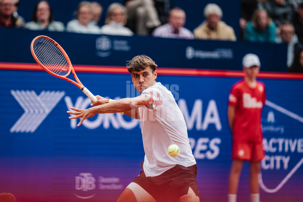 Tennis | Männer | bitpanda Hamburg Open Finale | ATP 500 | Andrei Andrejewitsch Rubljow (RUS) vs. Flavio Cobolli (ITA) | 24.05.2025 | Flavio Cobolli Vorhand