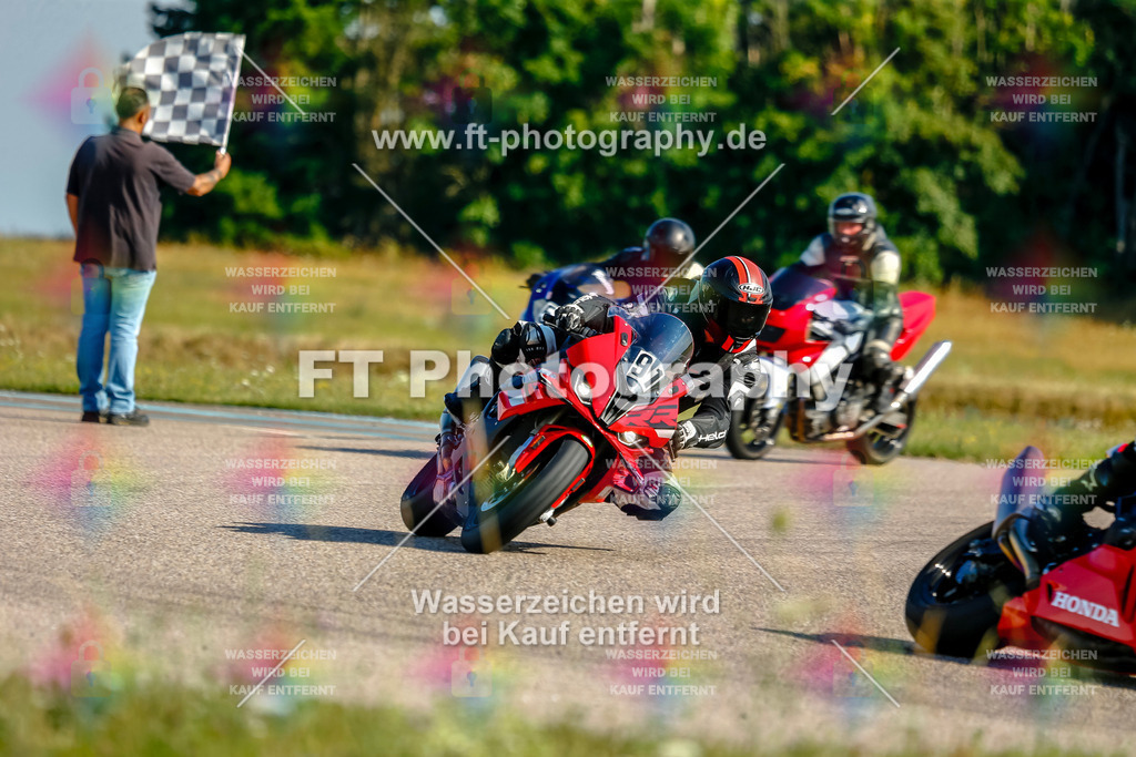 Chambley Juli-0312 | Hier findet Ihr Bilder von Touristenfahrten auf der Nürburgring Nordschleife oder von anderen Veranstaltungen die ich besucht habe. Viel Spass beim Durch Schauen 