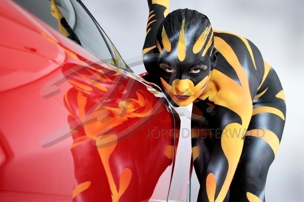 Bodypainting-SPEED_2181b | #002 | Modell: Christina | Foto: Rafael Melson - Realisiert mit Pictrs.com