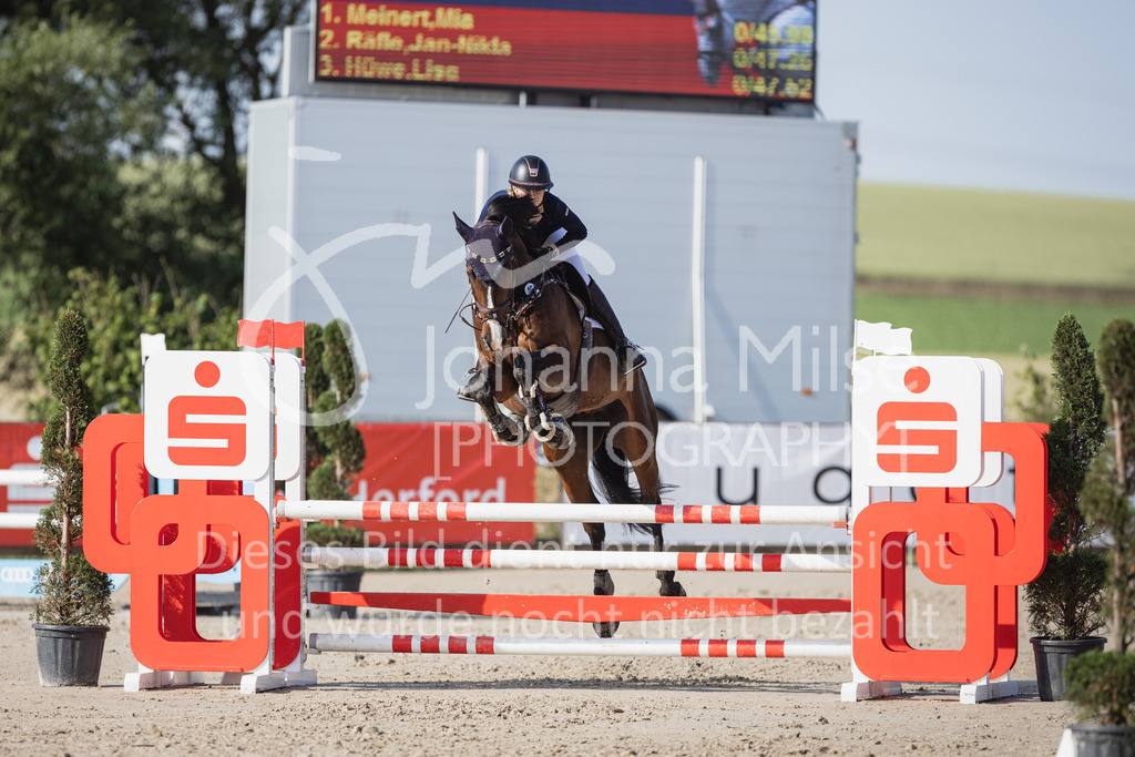 230624_PfSpTa_A2-Spr-139 | Deine schönsten Turniermomente als professionelle Fotos! Entdecke hochwertige Pferdesport-Fotografie im Online-Shop. Jetzt Fotos finden & bestellen!