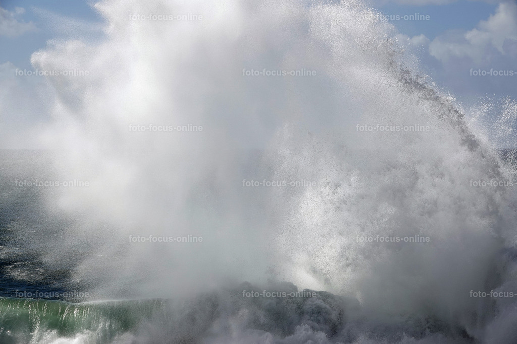 waves | Elemental power of the waves