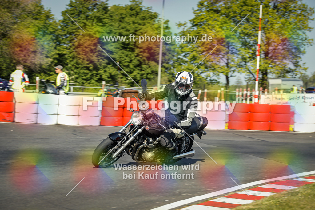 OBK_Mai_Justin_Uwe-10209 | Hier findet Ihr Bilder von Touristenfahrten auf der Nürburgring Nordschleife oder von anderen Veranstaltungen die ich besucht habe. Viel Spass beim Durch Schauen 