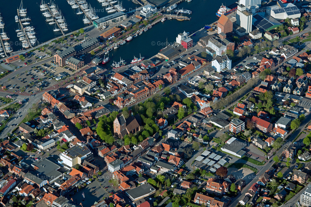 3802284 | Online-Shop für Luftbilder aus Deutschland. Seit über 45 Jahren baut Gerhard Launer das Luftbildarchiv mit unterschiedlichsten Themen stetig weiter aus.