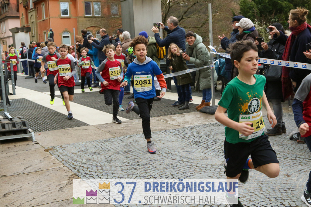 AOK JuniorCup 400m | 3Koenigslauf 2023 - Realisiert mit Pictrs.com