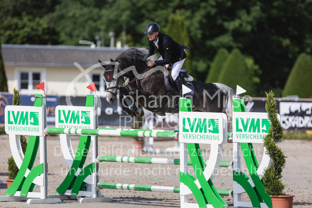 250601_MayDays_M2-Spr-911 | Deine schönsten Turniermomente als professionelle Fotos! Entdecke hochwertige Pferdesport-Fotografie im Online-Shop. Jetzt Fotos finden & bestellen!