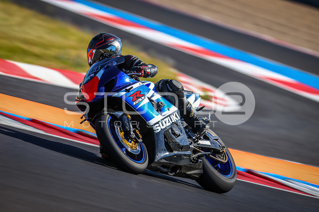 0098-260702MM-003_98 | Deine Full-Service-Agentur für ✔️Videoproduktionen und ✔️Motorsportfotografie Jetzt Angebot anfragen!