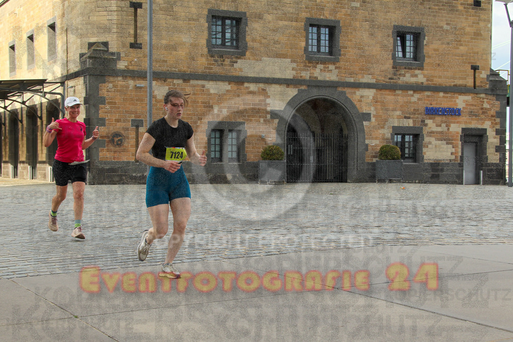 250920_1527_EV4_8861 | Sportfotografie im Rhein-Sieg Kreis, Köln, Bonn, NRW, Rheinland Pfalz, Hessen, etc. Unser Tätigkeitsfeld umfasst den Laufsport vom Volkslauf über den Marathon, Duathlon, Triathon bis zum Ultralauf wie Kölnpfad Ultra oder Schindertrail.