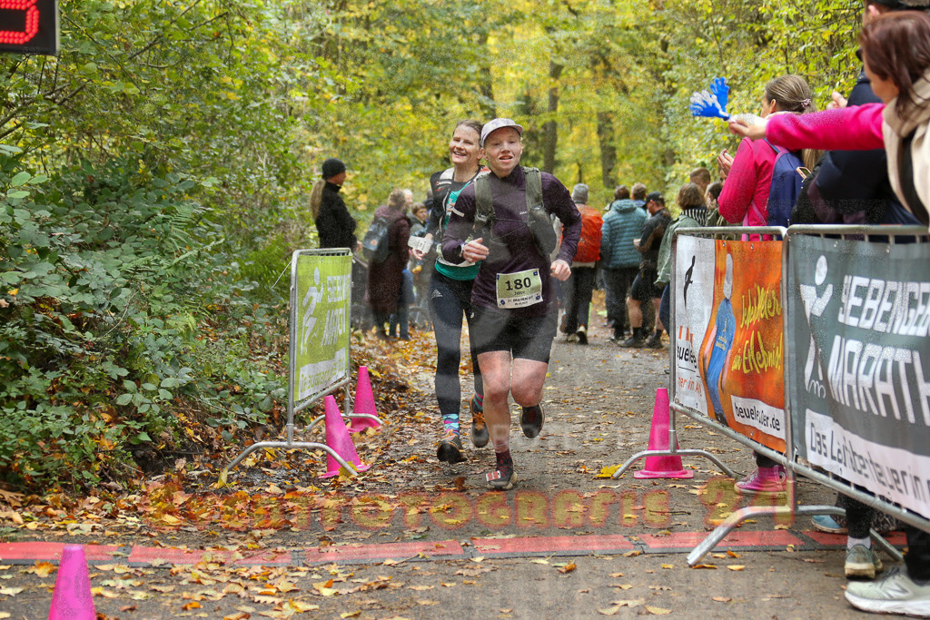 251026_1300_EX1_2153 | Sportfotografie im Rhein-Sieg Kreis, Köln, Bonn, NRW, Rheinland Pfalz, Hessen, etc. Unser Tätigkeitsfeld umfasst den Laufsport vom Volkslauf über den Marathon, Duathlon, Triathon bis zum Ultralauf wie Kölnpfad Ultra oder Schindertrail.