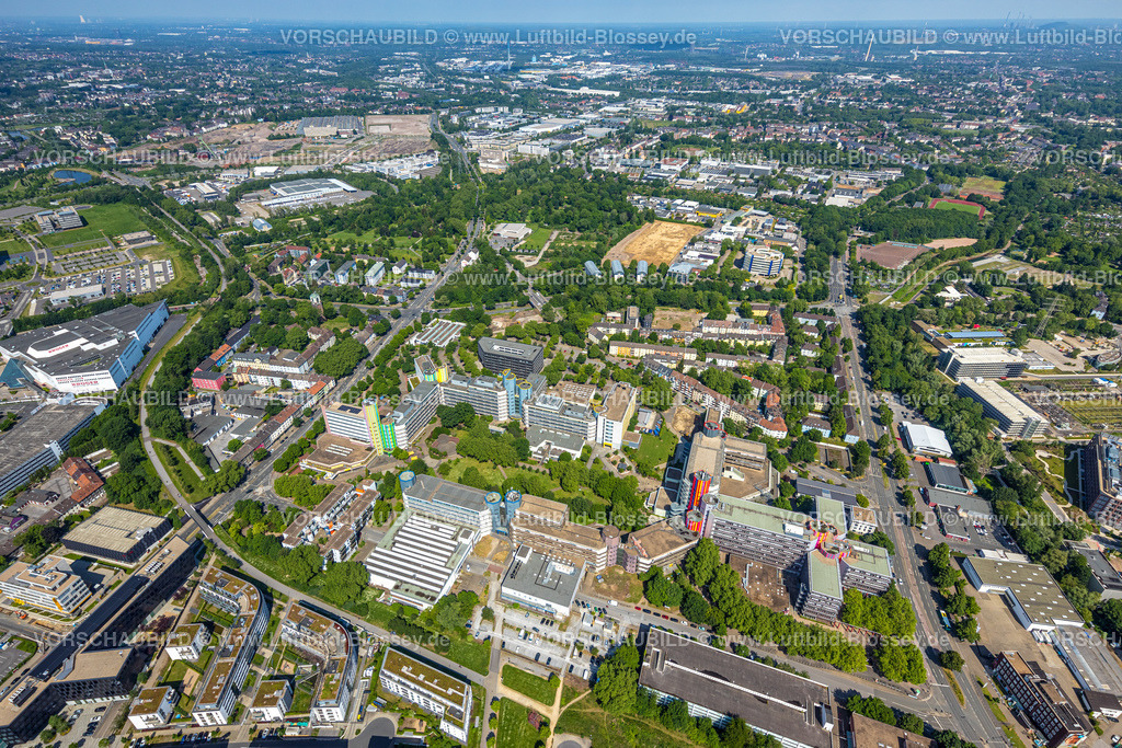 Essen220502387 | Luftbild, Universität Duisburg-Essen, Nordviertel, Essen, Ruhrgebiet, Nordrhein-Westfalen, Deutschland