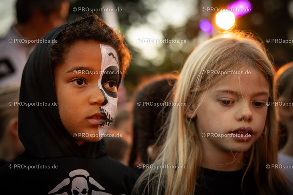 Halloween Run 2024 in Koeln, 31.10.2024 | Impressionen vom Halloween Run 2024 am 31.10.2024 in Koeln (Forstbotanischer Garten Rodenkirchen). Foto: BEAUTIFUL SPORTS/Axel Kohring