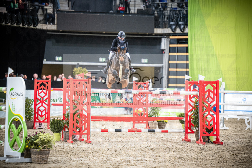 DOS_3486 | Entdecke hochwertige Reitturnierfotos von Foto Oger. Professionell, emotional und authentisch – jetzt Lieblingsmomente im Shop bestellen.Deutschlandweite Turnierfotografie. - Realisiert mit Pictrs.com