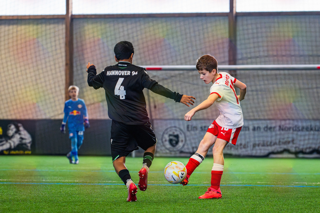 _BLR9766 | Professionelle Fußball- und Sportfotografie. Spielbilder online ansehen und kaufen – Einzelbilder oder komplette Galerien in hoher Qualität. - Realisiert mit Pictrs.com